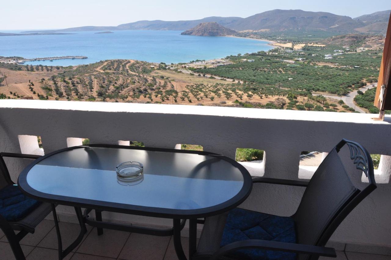Castri Village Hotel Palekastro Exterior foto